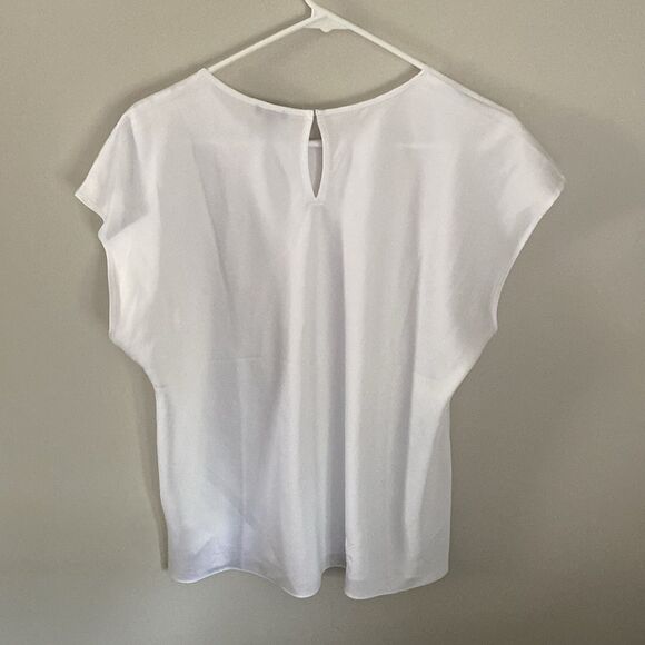 Express White Women's Top Gramercy style. Size Large. - Picture 3 of 3